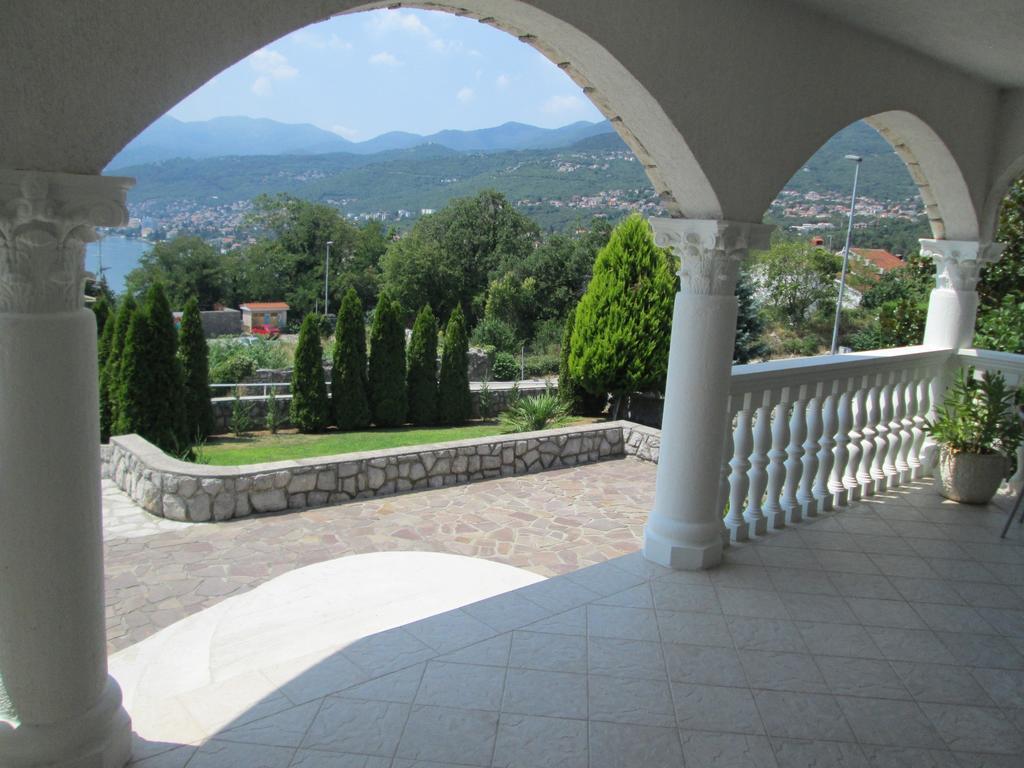Apartments Villa Sandra Abbazia Esterno foto