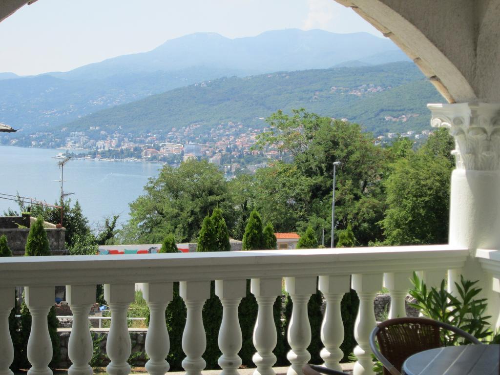 Apartments Villa Sandra Abbazia Esterno foto
